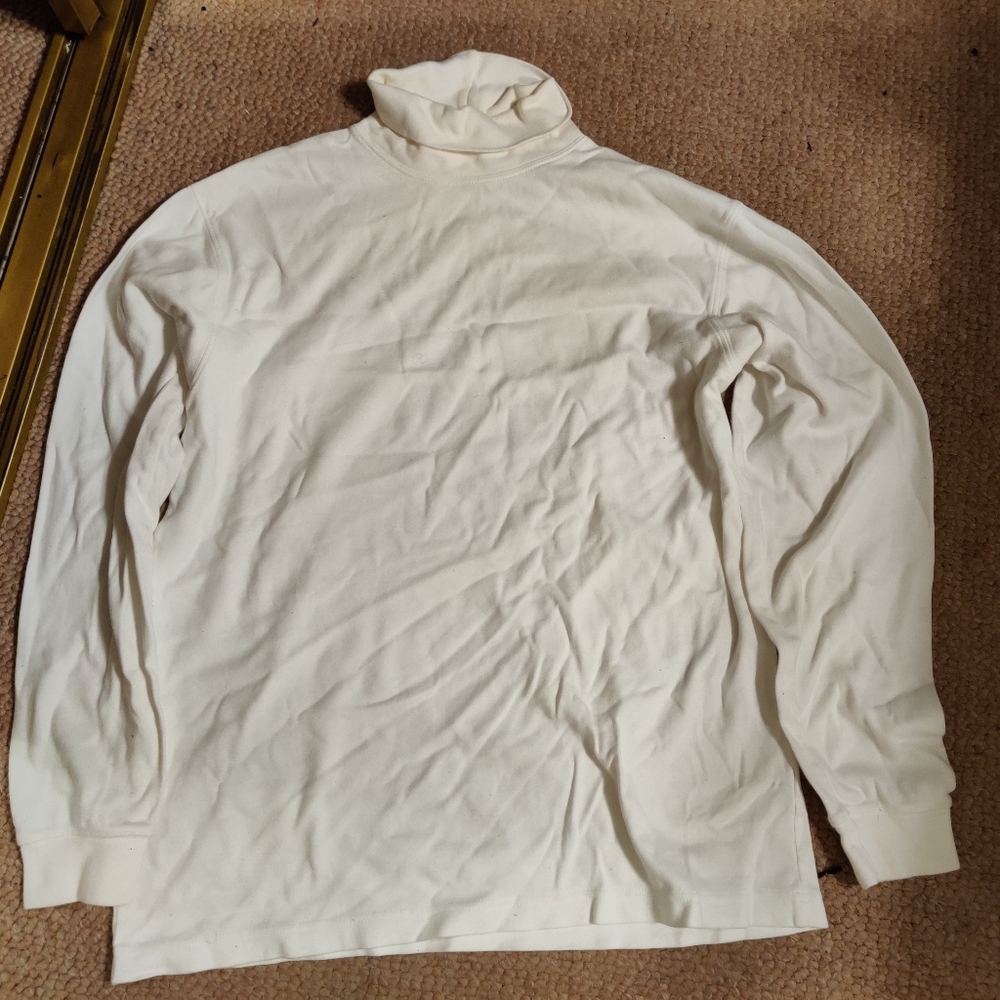 🤑4 for $20 | L.L. Bean white turtleneck